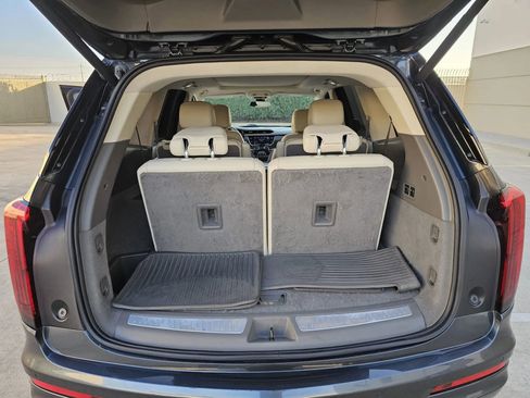 Used 2020 Cadillac XT6 Premium Luxury FWD image 15