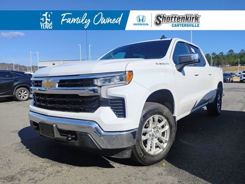 Used 2022 Chevrolet Silverado 1500 LT image 1