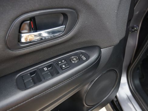 Used 2022 Honda HR-V Sport image 16