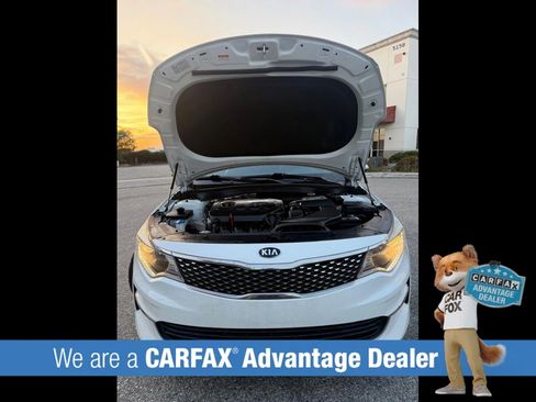 Used 2018 Kia Optima EX w/ Premium Package FWD image 18