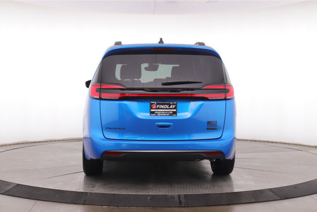 New 2027 Chrysler Pacifica Select FWD image 11