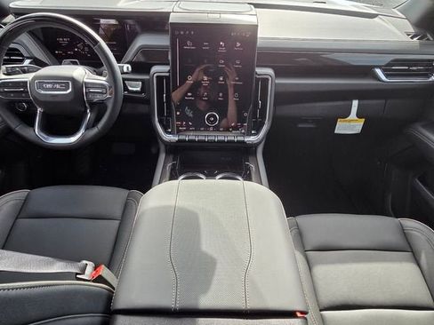 New 2026 GMC Yukon Elevation image 13