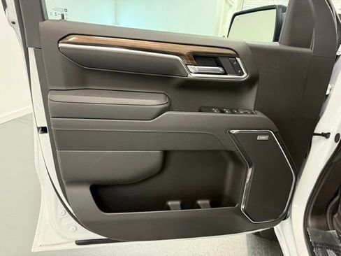 New 2026 Chevrolet Silverado 1500 LT Trail Boss w/ LT Trail Boss Premium Package image 13