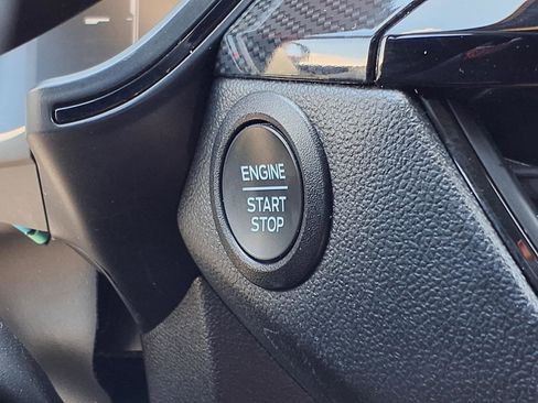 Used 2025 Ford Escape ST-Line AWD/4WD image 22