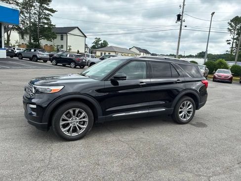 Used 2023 Ford Explorer Limited w/ Equipment Group 301A AWD/4WD image 50