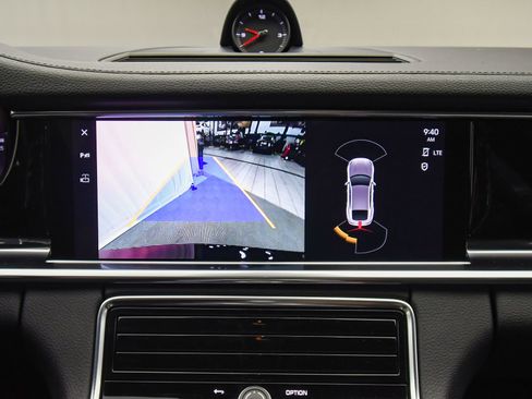 Used 2022 Porsche Panamera 4S image 41
