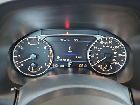 Used 2024 Nissan Altima 2.5 SV FWD image 9