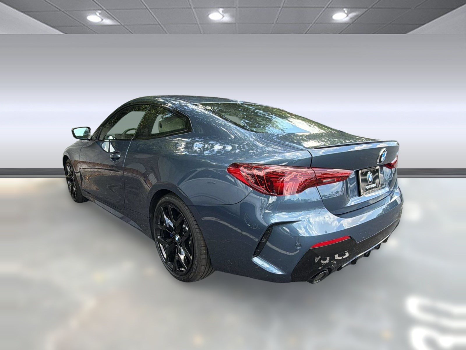 New 2027 BMW 430i Coupe w/ M Sport Package RWD image 3