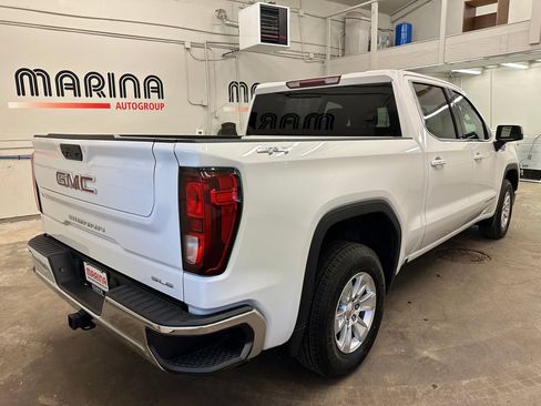 Used 2022 GMC Sierra 1500 SLE AWD/4WD image 12