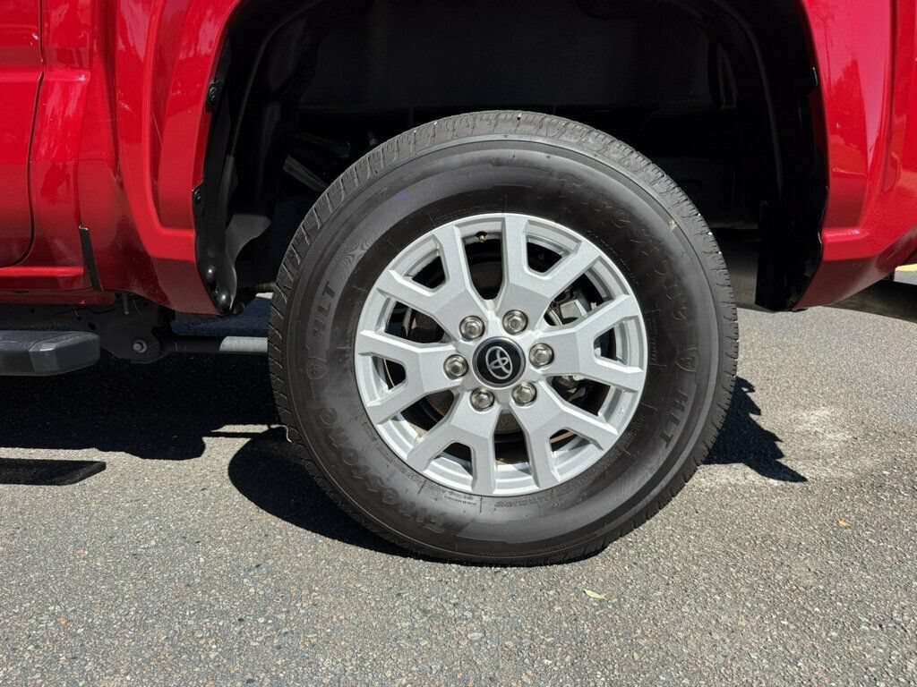 Used 2025 Toyota Tacoma SR5 RWD image 8