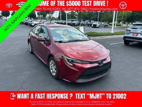 Used 2022 Toyota Corolla LE FWD image 1