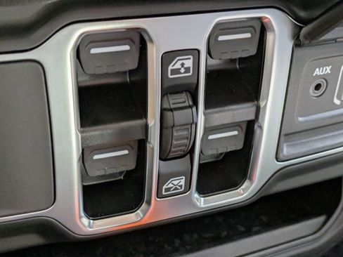 New 2026 Jeep Gladiator Sport AWD/4WD image 20