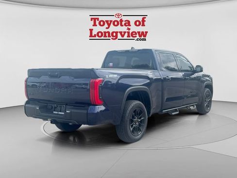 Used 2022 Toyota Tundra SR5 AWD/4WD image 5