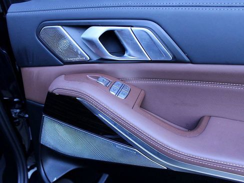 Used 2019 BMW X7 xDrive50i w/ M Sport Package image 32