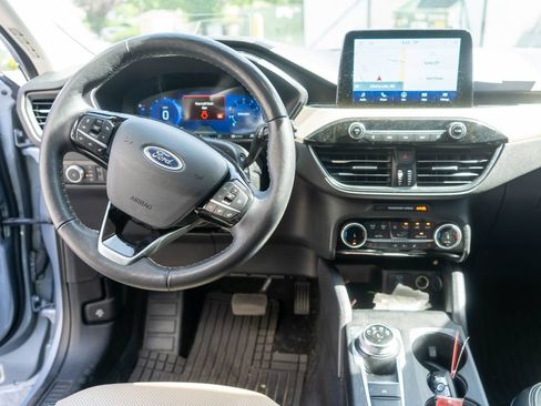Used 2022 Ford Escape Titanium w/ Titanium Elite Package AWD/4WD image 15