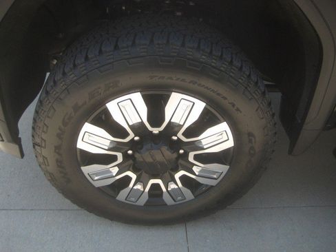 Used 2026 GMC Sierra 3500 Denali w/ Denali Reserve Package AWD/4WD image 10