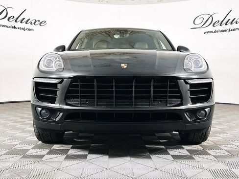 Used 2017 Porsche Macan S AWD/4WD image 2
