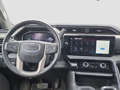 Used 2025 GMC Sierra 2500 Denali w/ Technology Package image 13
