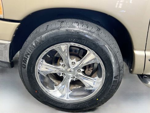 Used 2005 Dodge Ram 1500 Truck ST w/ ST Value Group image 13