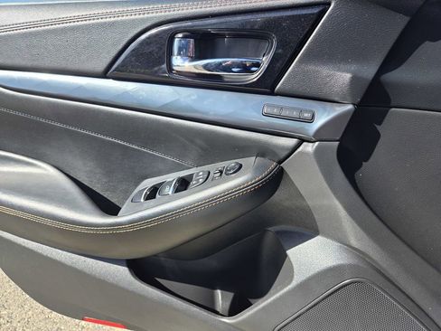 Used 2020 Nissan Maxima SR w/ Sport Mat Group FWD image 26