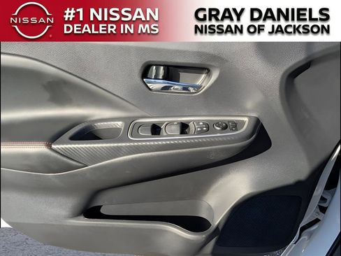 New 2025 Nissan Versa SR image 20