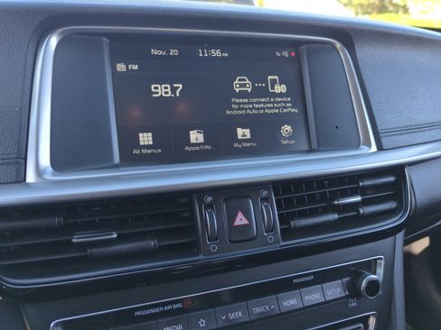 Used 2019 Kia Optima S image 26