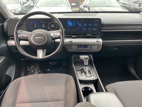Certified 2024 Hyundai Kona SEL AWD/4WD image 12