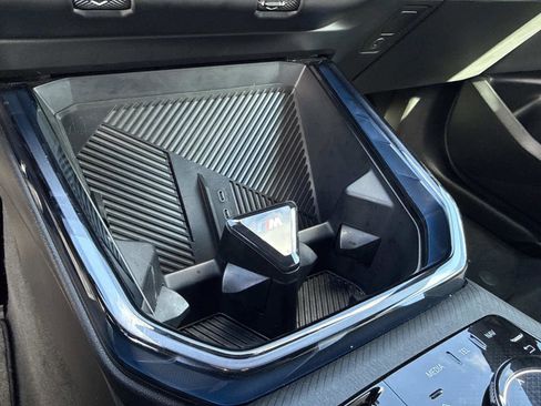 Certified 2025 BMW X3 xDrive30i w/ M Sport Package image 29