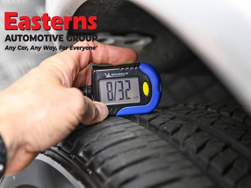 Used 2025 Dodge Durango GT AWD/4WD image 29