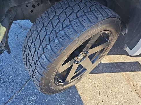 Used 2016 Ford F150 Lariat w/ Equipment Group 502A Luxury image 33