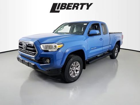 Used 2019 Toyota Tacoma SR5 image 3