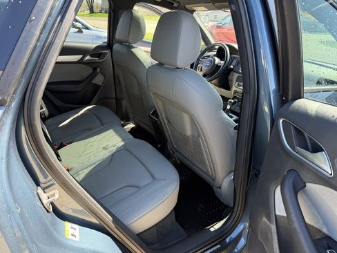 Used 2018 Audi Q3 2.0T Premium w/ Convenience Package image 19