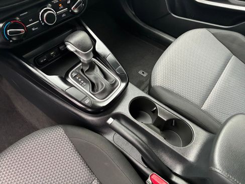 Used 2025 Kia Soul LX w/ LX Technology Package image 39