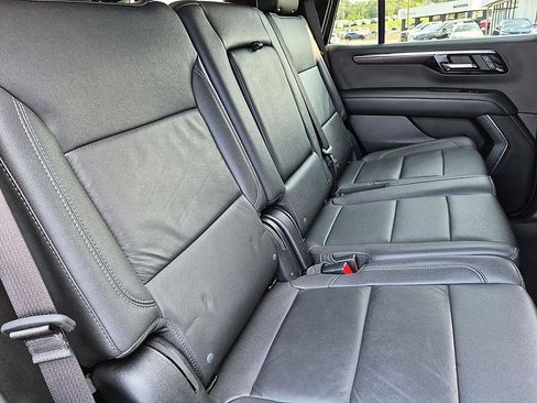 Certified 2025 Chevrolet Tahoe Z71 AWD/4WD image 33