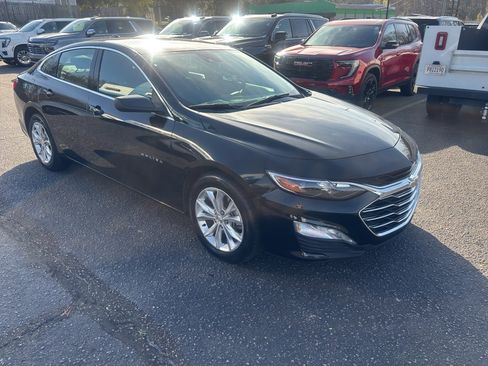 Used 2024 Chevrolet Malibu LT image 4