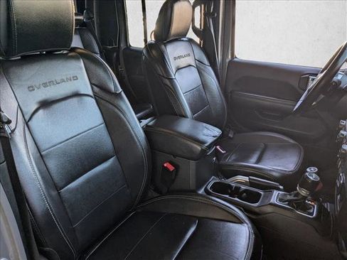 Used 2021 Jeep Gladiator Overland AWD/4WD image 20