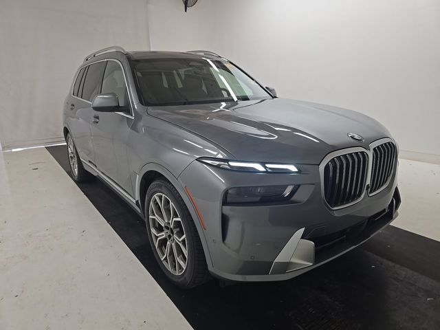 Used 2023 Jaguar I-PACE HSE AWD/4WD image 3
