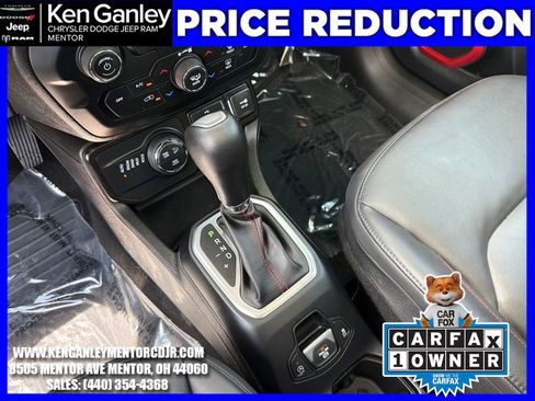 Certified 2023 Jeep Renegade Trailhawk w/ Sun/Sound Group AWD/4WD image 18