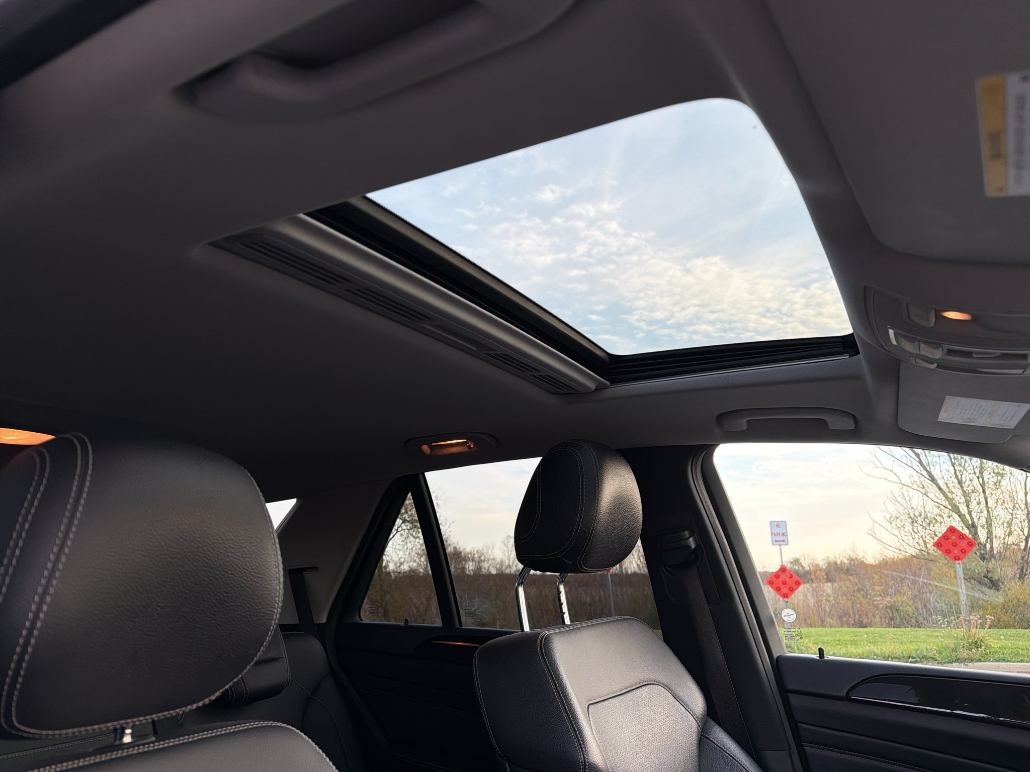 Used 2015 Mercedes-Benz ML 350 4MATIC image 28