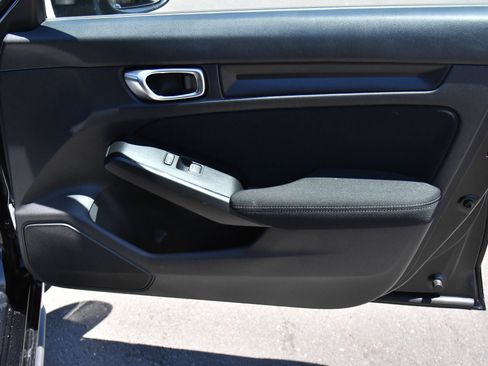 Used 2025 Honda Civic Sport image 39