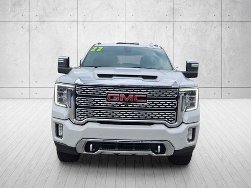 Used 2022 GMC Sierra 2500 Denali w/ Denali Ultimate Package AWD/4WD image 2