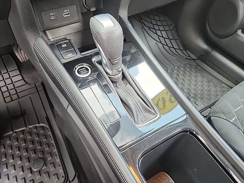 Used 2021 Nissan Kicks SV FWD image 18