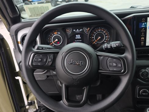 New 2026 Jeep Wrangler Sport AWD/4WD image 19