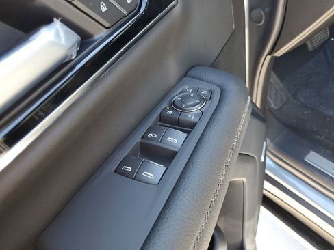 New 2026 GMC Yukon XL Denali w/ Sun & Power Step Package image 18