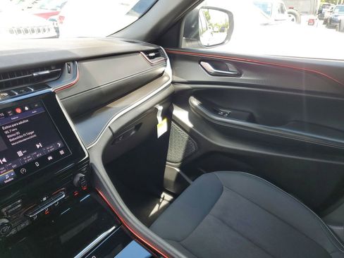 Used 2024 Jeep Grand Cherokee L Laredo w/ Trailer Tow Package image 18