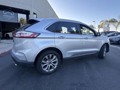 Used 2019 Ford Edge Titanium w/ Cargo Accessory Package image 10
