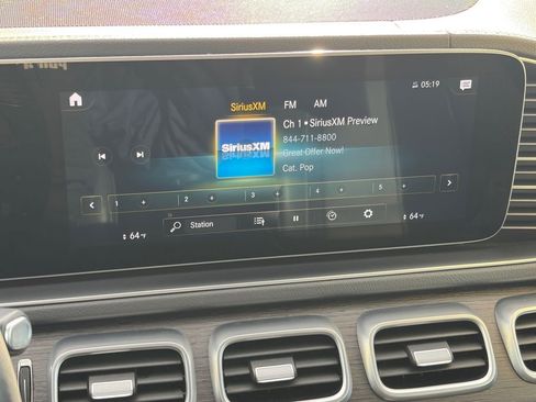 Used 2020 Mercedes-Benz GLS 580 4MATIC image 14