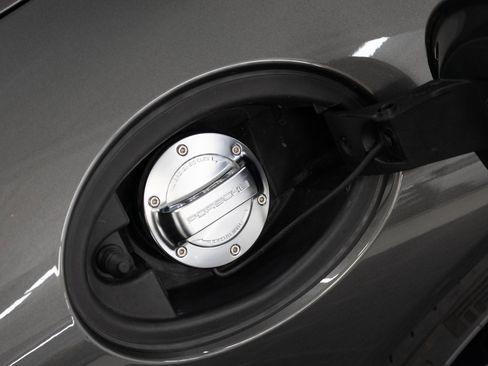 Certified 2014 Porsche 911 Turbo S image 24