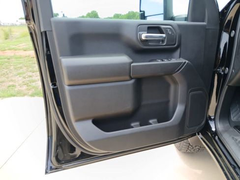 New 2026 Chevrolet Silverado 2500 Custom w/ Custom Value Package AWD/4WD image 24