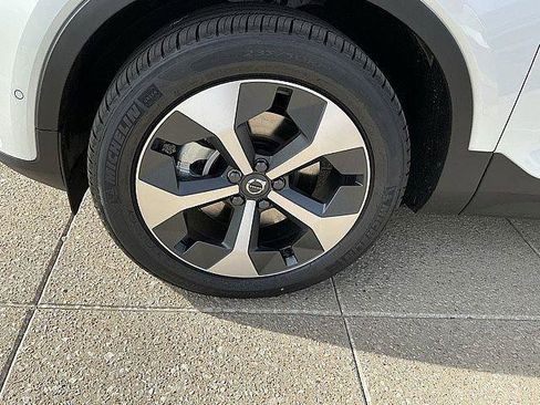 New 2026 Volvo XC40 B5 Plus w/ Protection Package Premier AWD/4WD image 12